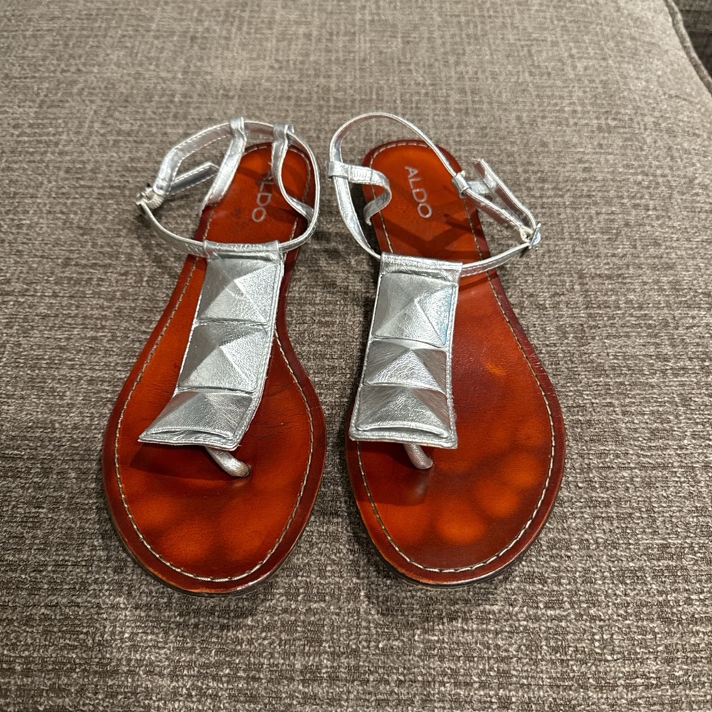 Aldo Metallic Silver Sandals - Picture 1 of 5